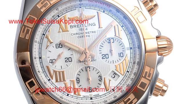 (BREITLING)ブライトリング ブランド コピー 時計 クロノマット４４ CO11A93PAC