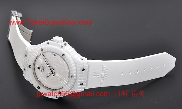(HUBLOT)ウブロ ブランドコピー ビッグバン ホワイトキャビア ホワイトセラミック 346.HX.2800.RW