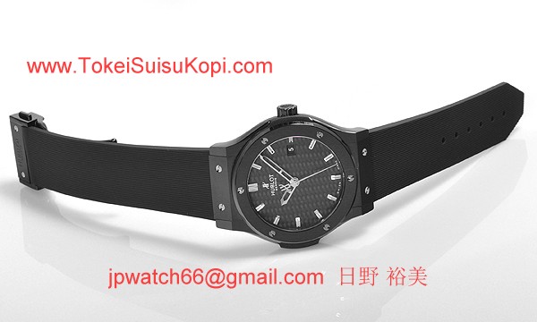 (HUBLOT)ウブロ ブランドコピー クラシック フュージョン ブラックマジック セラミック４２ｍｍ 542.CM.1770.RX