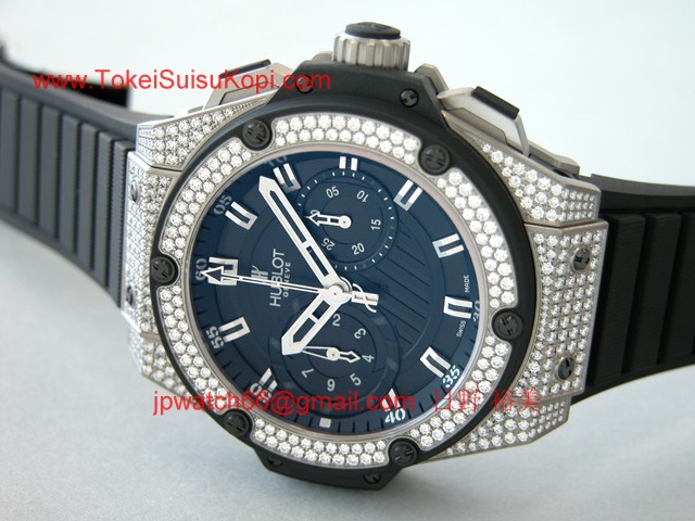 ウブロ 時計 コピー キングパワー フドロワイアントベゼル?ラグダイヤ ブラックラバー ブラック 715.X.1127.RX.1704 