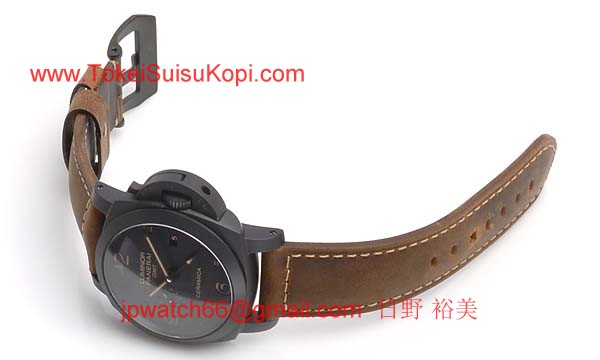 パネライ(PANERAI) ルミノールスーパー時計コピー1950 3デイズ GMT オートマチック チェラミカ PAM00441