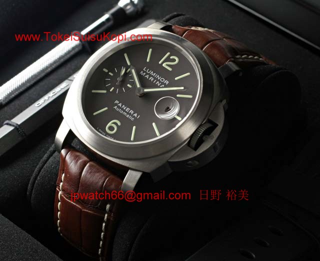 PANERAIパネライ ルミノールスーパー時計コピーマリーナ チタン オートマチック PAM00240