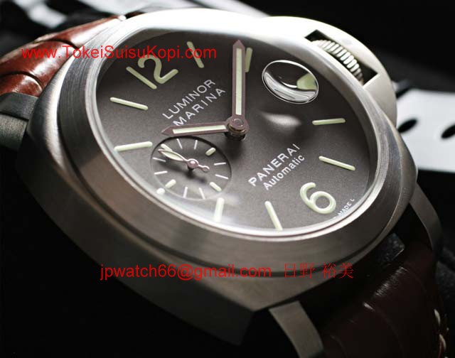 PANERAIパネライ ルミノールスーパー時計コピーマリーナ チタン オートマチック PAM00240