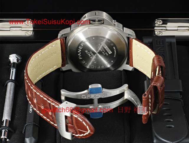 PANERAIパネライ ルミノールスーパー時計コピーマリーナ チタン オートマチック PAM00240