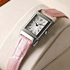 Q2608410 Pinkスーパーコピー